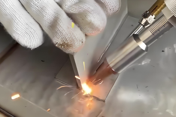 Common Laser Welding Machine Faults and Repairs