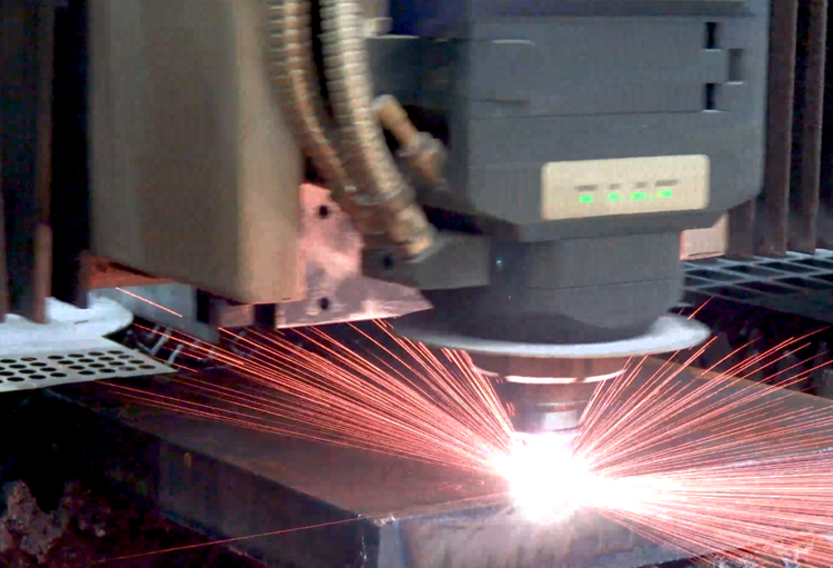 High power laser cutting machine applicable industry introduction